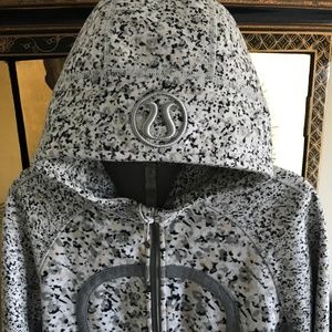 Lululemon Athletica Scuba Hoodie